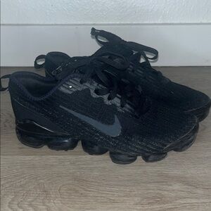 Nike Big kids Air VaporMax Flyknit Running Sneakers